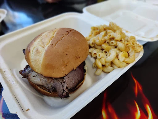 The South Smokin BBQ photo 10